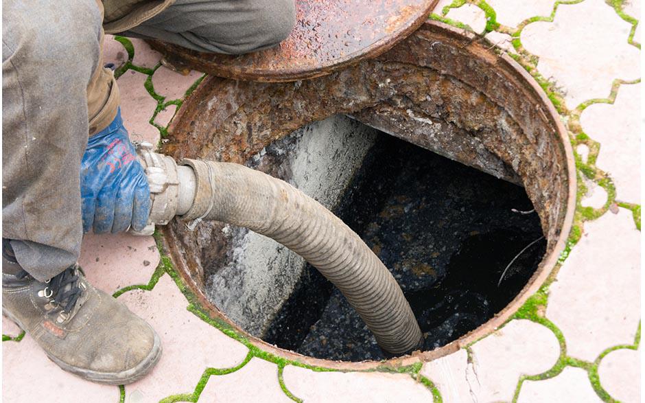 canalisation egout Montreuil